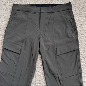 Athleta cargo slim legging pants Size 8 dark olive green